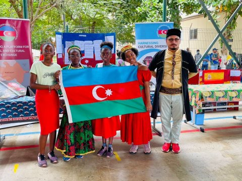 Luandadakı icmamız beynəlxalq festivalda ölkəmizi təmsil edib