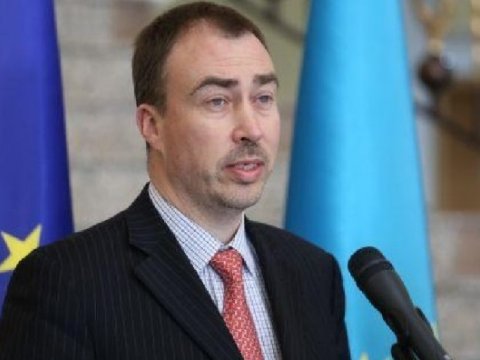 Toivo Klaar Ermənistana gedir