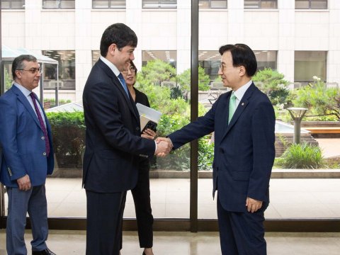 Fuad Muradov Koreyada görüşlər keçirdi - FOTOLAR