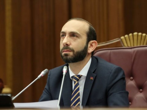 Mirzoyan avstriyalı həmkarı ilə Azərbaycandan DANIŞDI