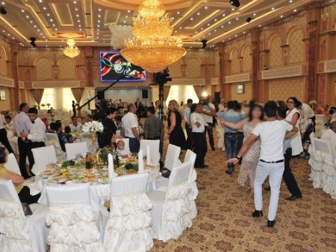 46 yaşlı kişi qohumunun toyunda ÖLDÜ