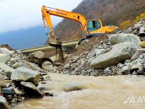 Qaşqaçay üzərində suötürücü borular bərpa olundu