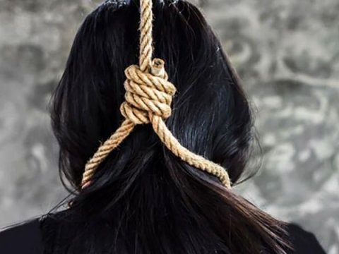 Əri vəfat edən qadın İNTİHAR etdi