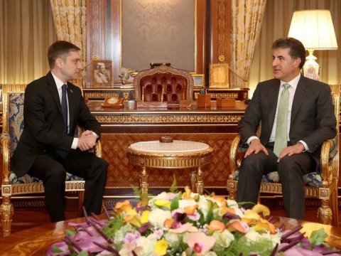 Azərbaycanlı diplomat Bərzani ilə görüşdü