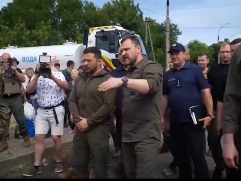 Zelenski Xersona GETDİ