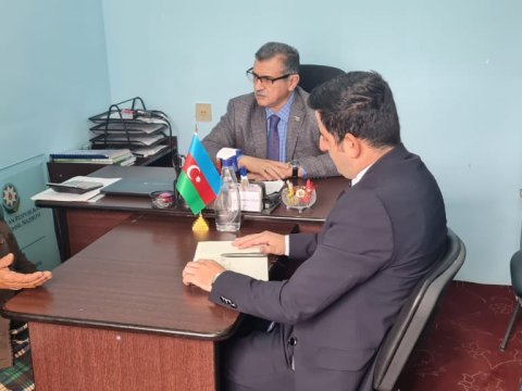 Novruz Aslanov kəndlərdə səyyar qəbul keçirdi