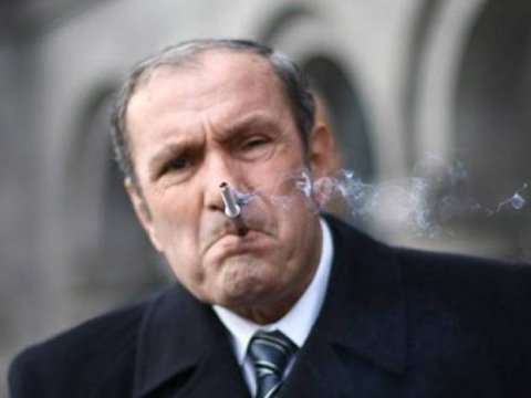 Ter-Petrosyan Rusiya səfiri ilə görüşdü