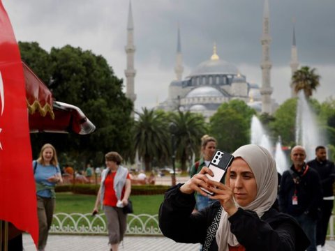 Lirənin çöküşü: Türkiyə iqtisadiyyatı çətin sınaqdan necə çıxacaq…