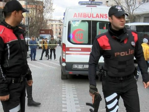 İstanbulda atışma - 2 nəfər öldü, yaralılar var