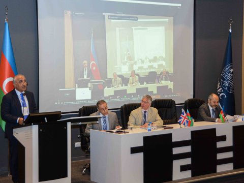 UNEC-də I Beynəlxalq Forum öz işinə başlayıb - FOTOLAR