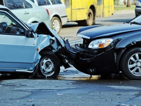 Bir ailənin üzvləri qəzada yaralandı