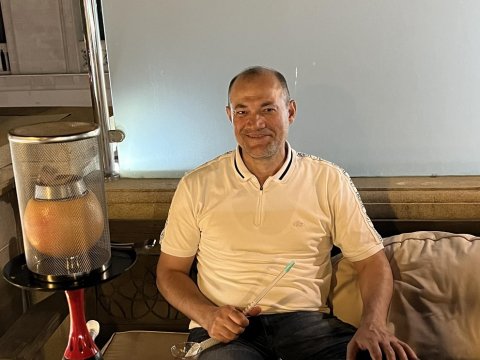 Deputatın qəlyanla fotosu xoş qarşılanmadı 