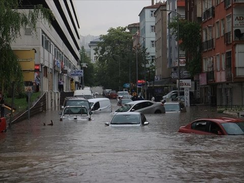 Ankaranı su basdı
