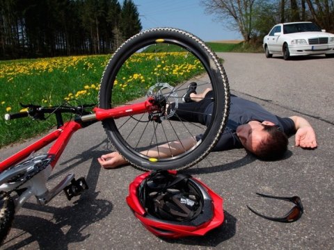Velosipedçini maşın vurub ÖLDÜRDÜ