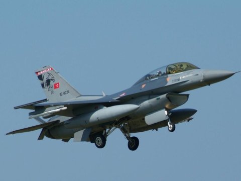 Türkiyənin F-16 qırıcıları NATO təlimlərində iştirak edəcək