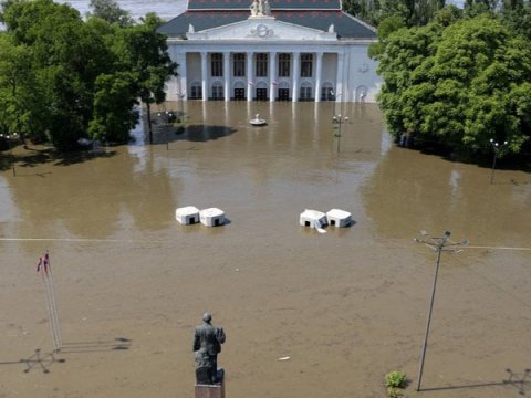 6-cı ayın 6-cı günü FOTOLARDA