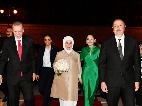 Ərdoğanın şərəfinə verilən ziyafətdən görüntülər