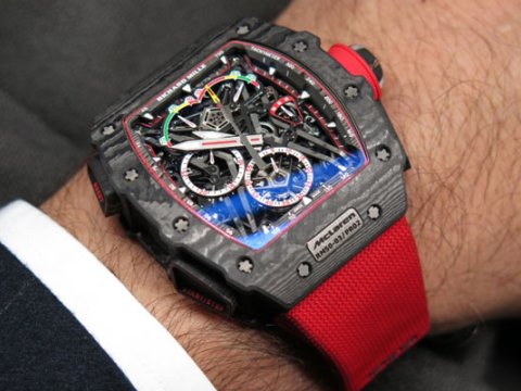 5000 manatlıq saata görə həbsə qayıdır