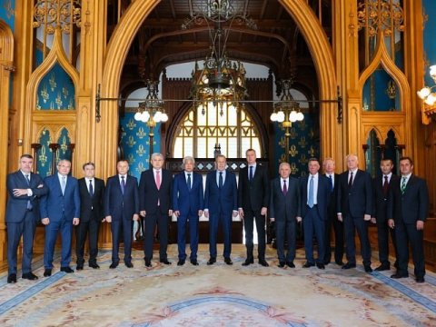 Lavrov KTMT ölkələrinin səfirləri ilə bir araya gəldi