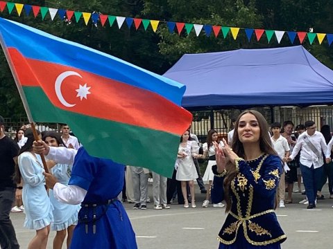 11 ilin son günü... - FOTOLAR