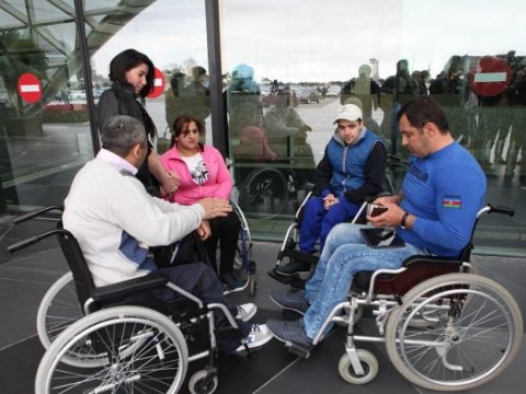 Azərbaycanda 500 minə yaxın əlilliyi olan şəxs var - NAZİR