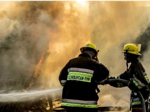 Sumqayıtda evdə yanğın