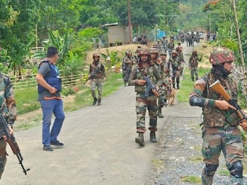 Hindistanda etnik İNSİDENT - 100-dən çox insan ÖLDÜ