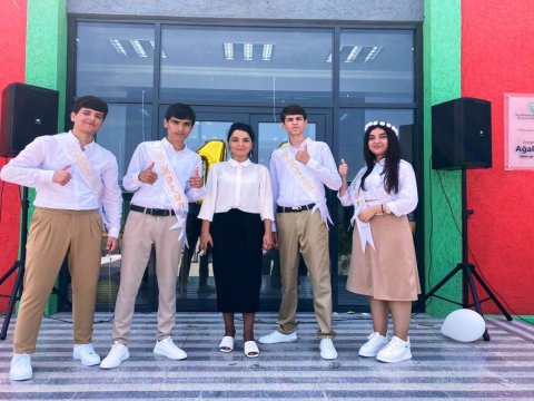 Ağalının 30 ildən sonra ilk məzunları - FOTOLAR