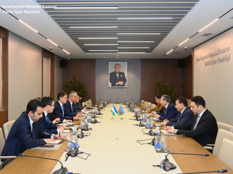 Azərbaycanla Özbəkistan arasında vacib müzakirə