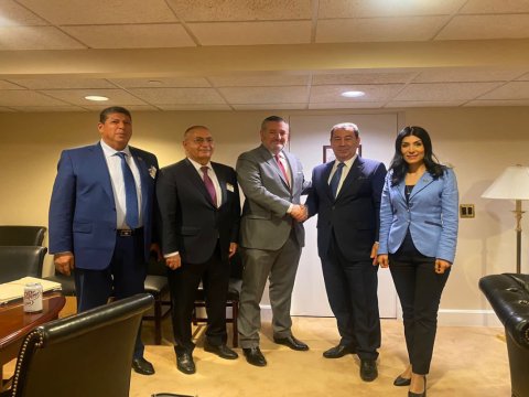 Deputatlar ABŞ-a səfər edib