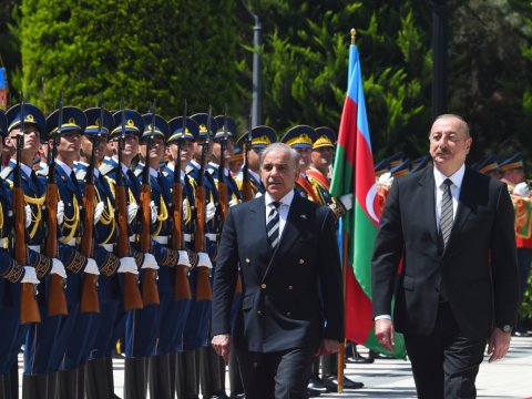 Şahbaz Şərif Bakıda belə qarşılandı - FOTOLAR