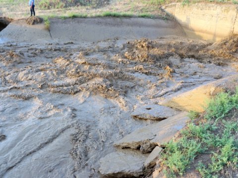 Bolqarçayda suyun səviyyəsi azalır - FOTOLAR