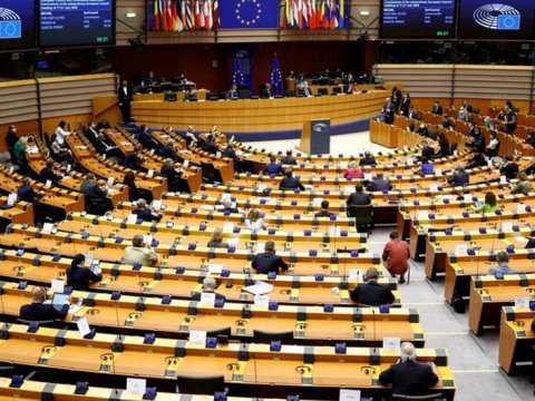 Ukraynanın NATO üzvlüyü ilə bağlı qətnamə qəbul edildi