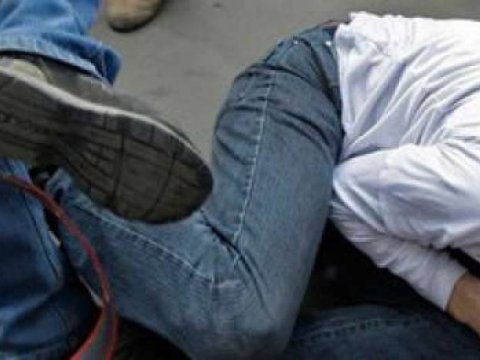 Qonaq getdiyi evdə döyüldü 