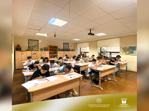 Lisey və gimnaziyalara qəbul imtahanları keçirildi