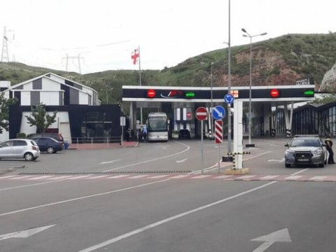 Yuxarı Larsda hərəkət zolaqları artırılır