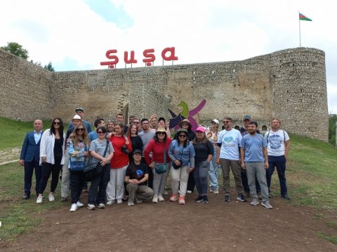 Beynəlxalq səyyahlar Şuşada - FOTOLAR