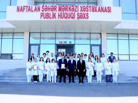 İcra başçısı tibb işçilərini təbrik etdi - FOTOLAR