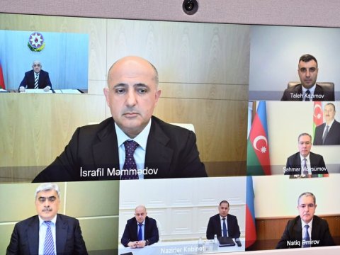 Əli Əsədov vacib iclas keçirdi 