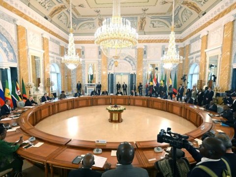 Afrika liderləri Rusiyadan da əliboş qayıdır - Müharibə davam edəcək 