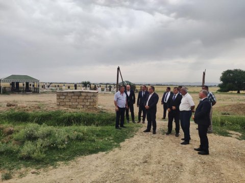 İcra başçısı Abbaqulular kəndinin sakinlərilə görüşüb - FOTOLAR