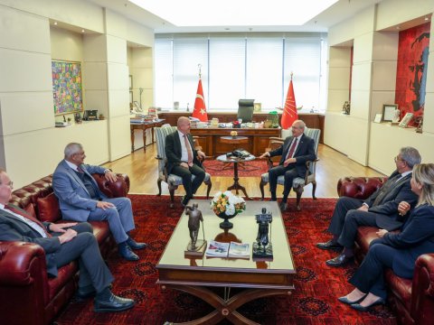 Özdağ Kılıçdaroğlunun qəbuluna gəldi
