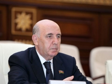 Dərmanların qiymətləri çox bahadır - Komitə sədri