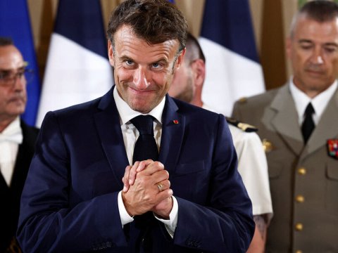 Makron BRICS sammitində iştirak etmək istəyir