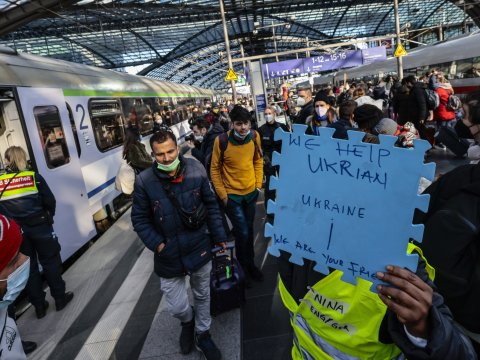 Almaniya əhalisi son 30 ildə ilk dəfə 1 milyon artıb