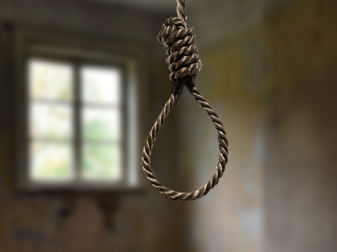 Salyanda qadının asılmış meyiti tapıldı