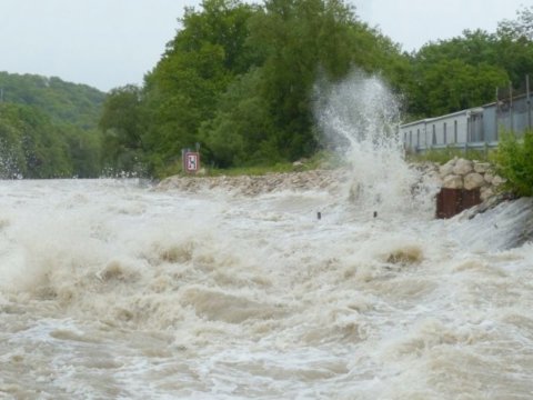 Zaqataladan sel keçib, Daşkəsənə dolu düşüb - FAKTİKİ HAVA