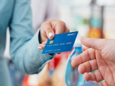 Vətəndaşlarda 14 milyona yaxın ödəniş kartı var 