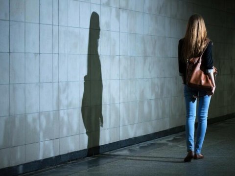 Ağdamda 15 yaşlı qız itkin düşdü