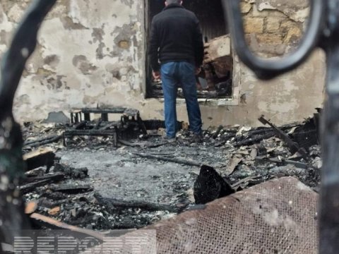 Goranboyda qadın evdə yanaraq ÖLDÜ